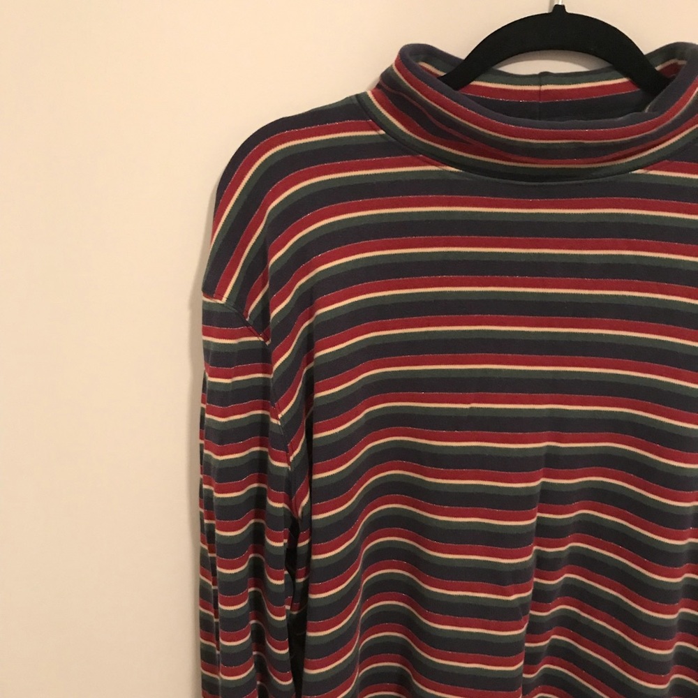 VTG Stripped Turtle Neck